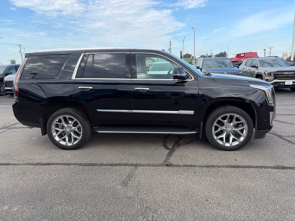 Used 2019 CADILLAC Escalade Premium Luxury SUV