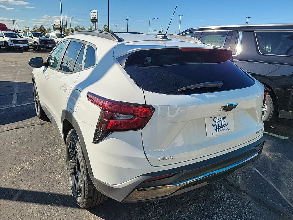 2026 Chevrolet Trax Activ - Photo 6
