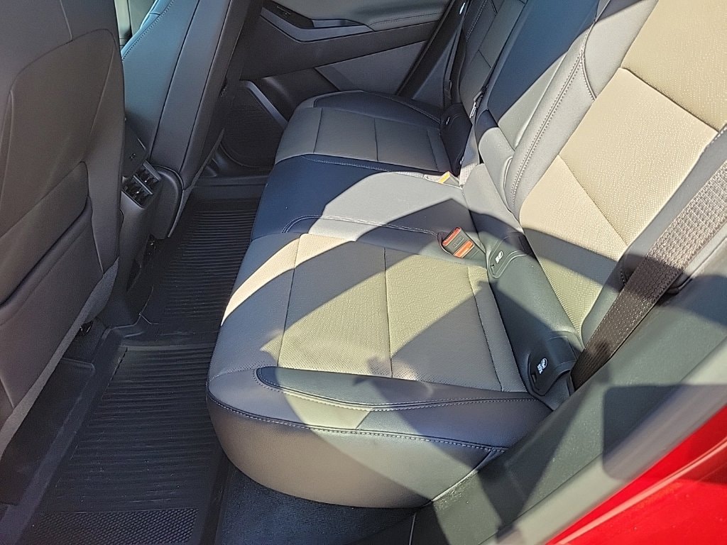 2026 Chevrolet Equinox LT - Photo 10