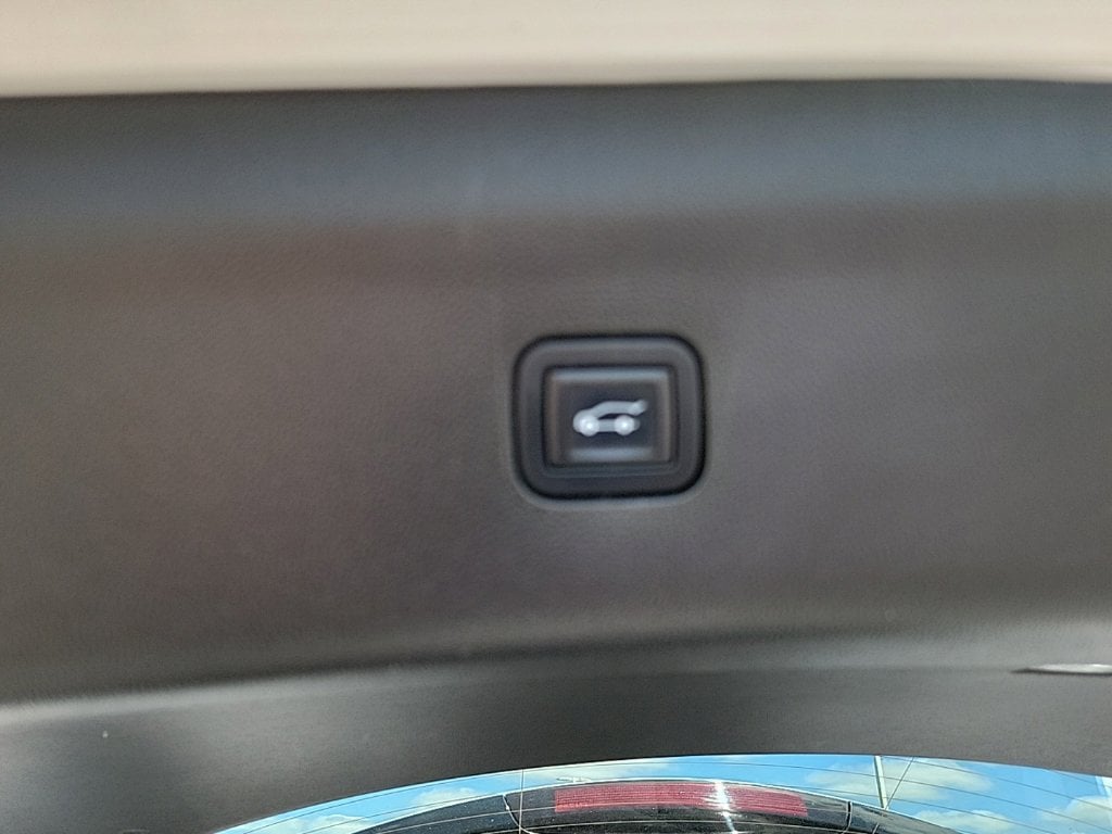 2023 Buick Enclave Essence - Photo 8