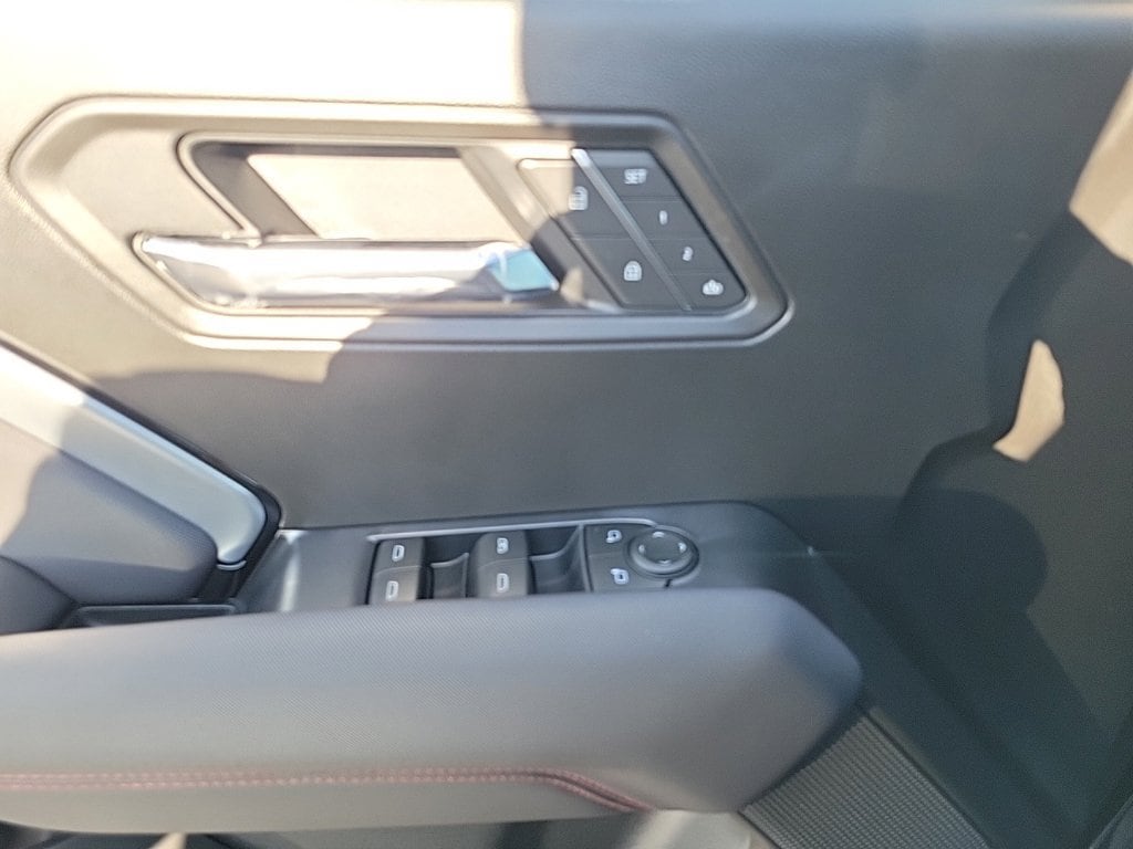 2026 Chevrolet Colorado Z71 - Photo 9