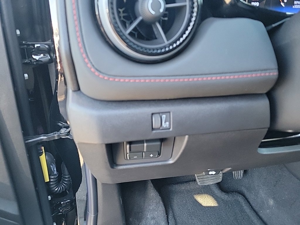 2026 Chevrolet Colorado Z71 - Photo 10