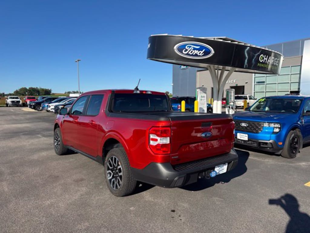Used 2024 Ford Maverick Lariat Truck