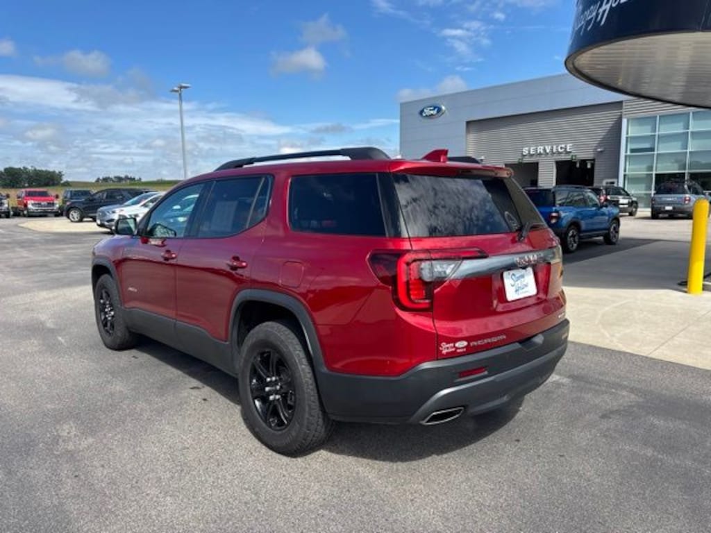 Used 2022 GMC Acadia AT4 SUV