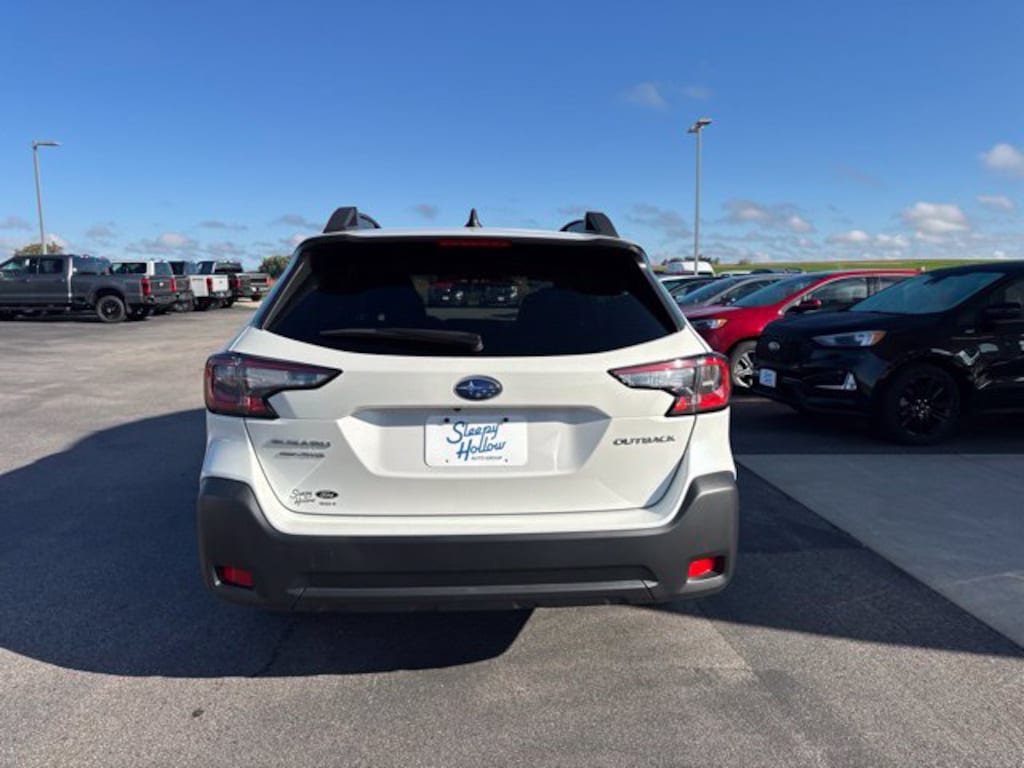 Used 2025 Subaru Outback Premium SUV