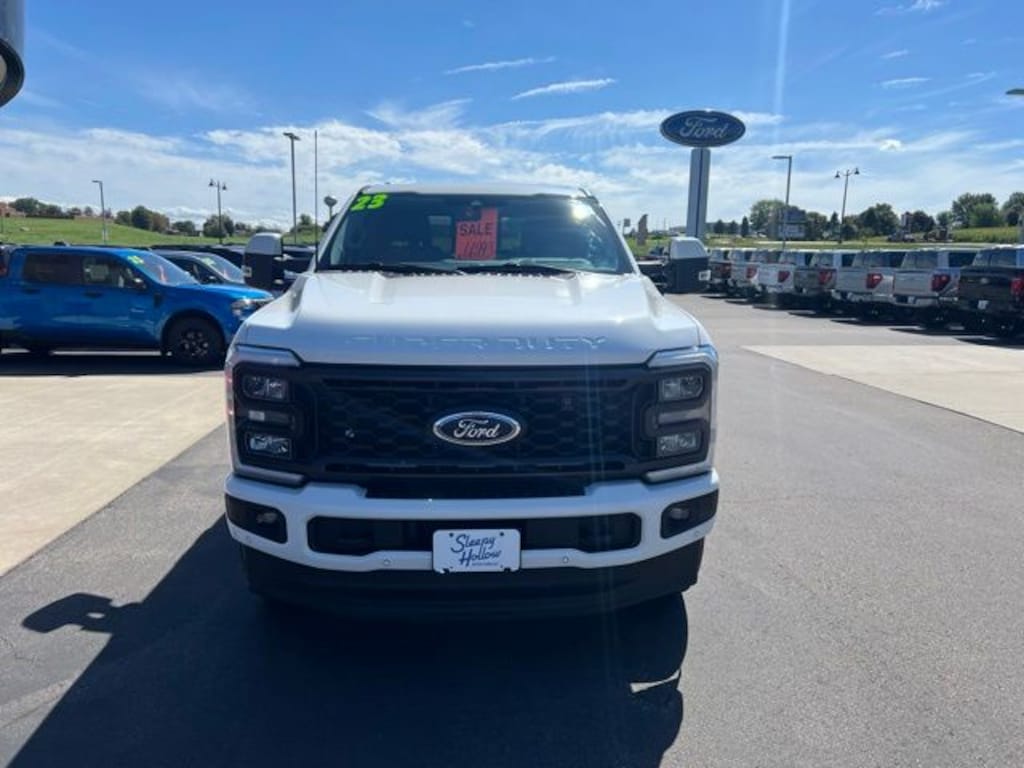 Used 2023 Ford F-250 Lariat Truck