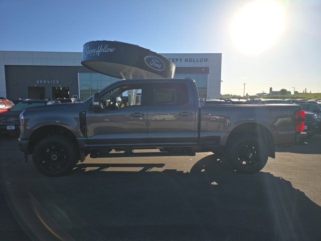 New 2027 Ford F-350 XLT Truck