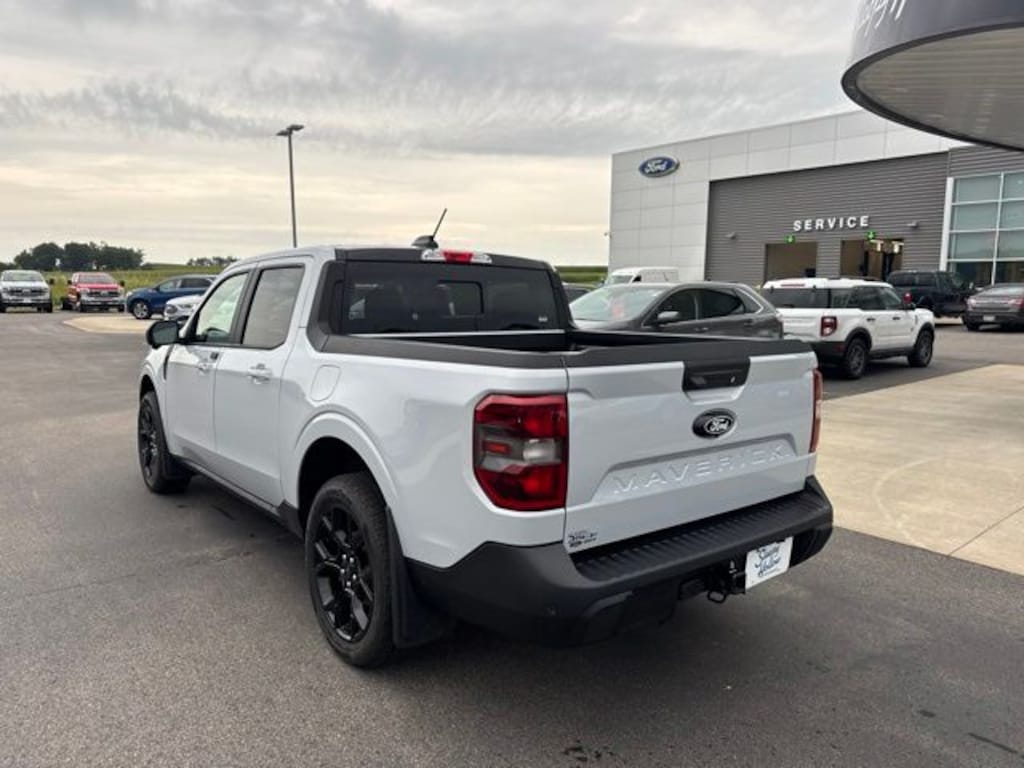 Used 2025 Ford Maverick Lariat Truck