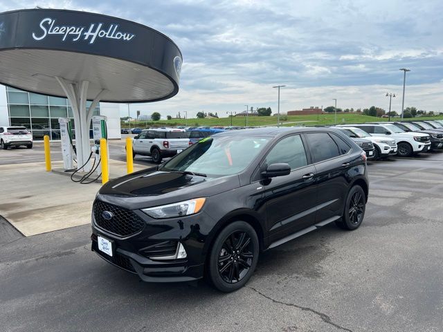 2021 Ford Edge ST-Line
