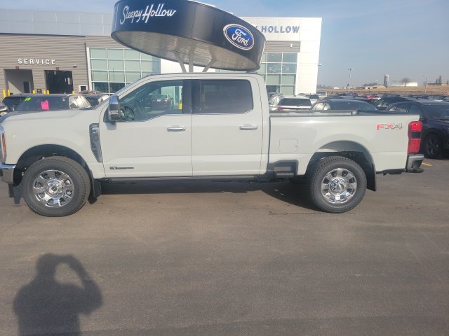 New 2026 Ford F-350 Lariat Truck