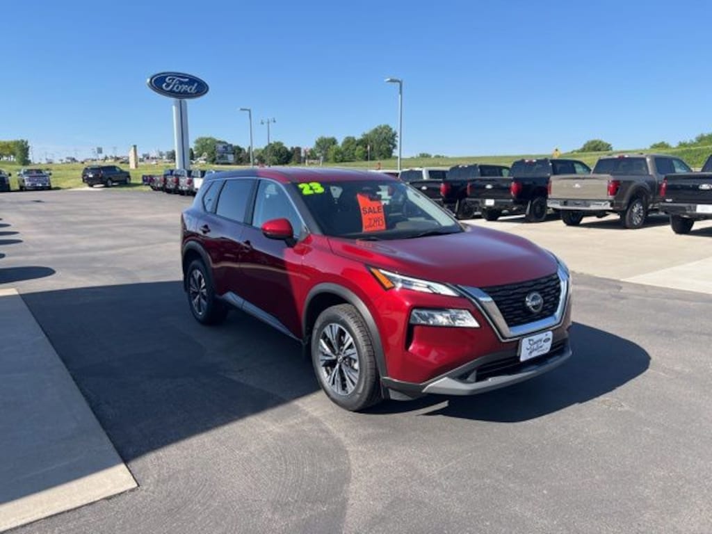 Used 2023 Nissan Rogue SV SUV