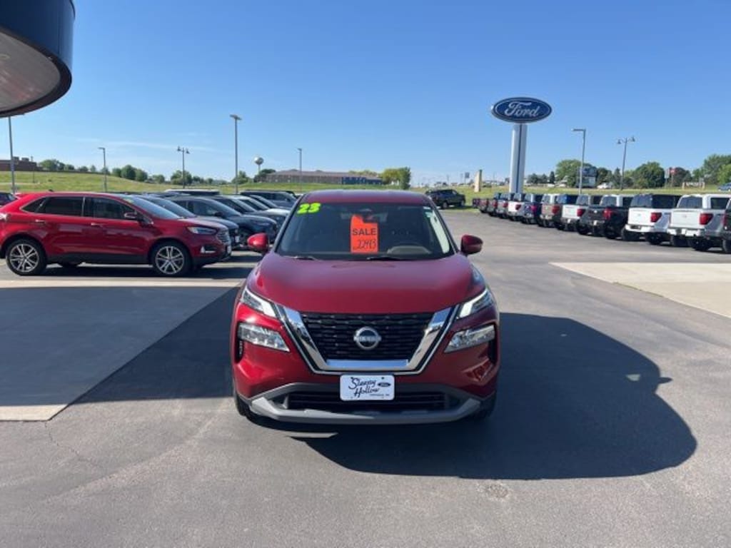 Used 2023 Nissan Rogue SV SUV