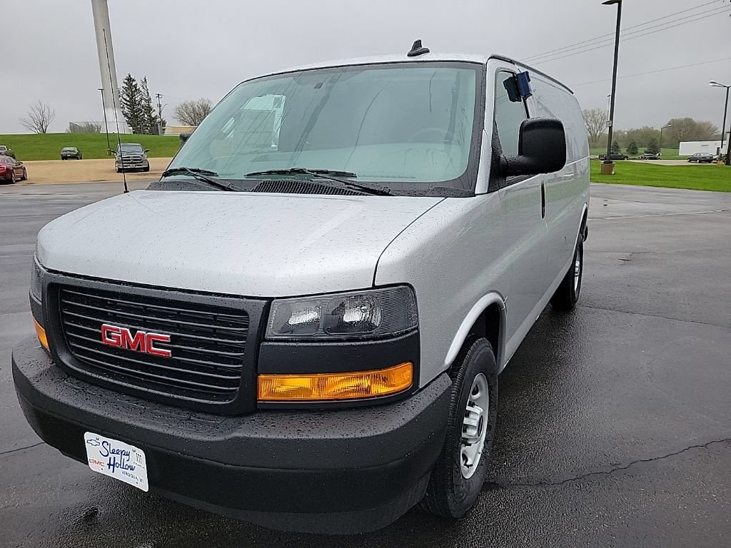 2025 GMC Savana Cargo