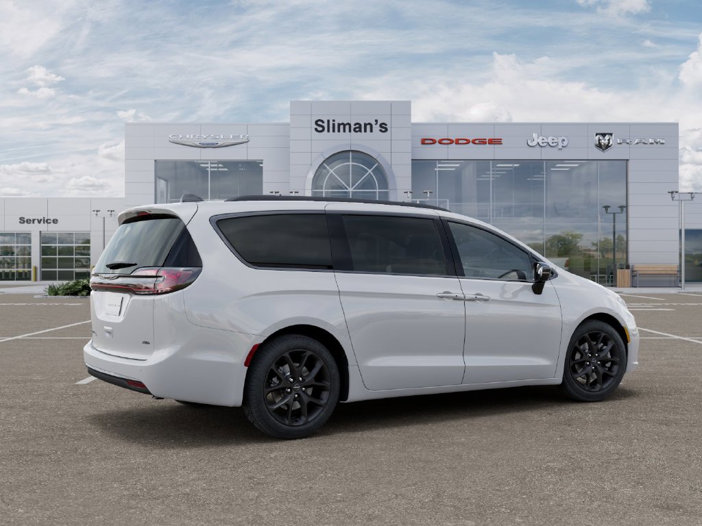 New 2026 Chrysler Pacifica SELECT AWD Passenger Van