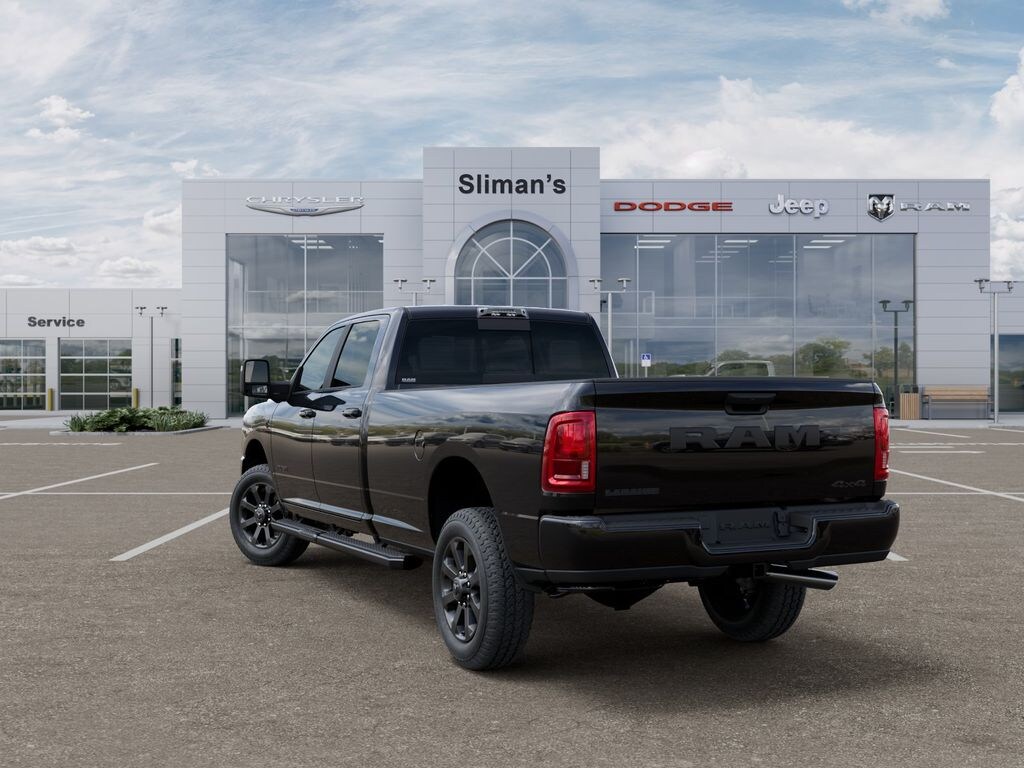 New 2026 Ram 3500 LARAMIE CREW CAB 4X4 8' BOX Pickup
