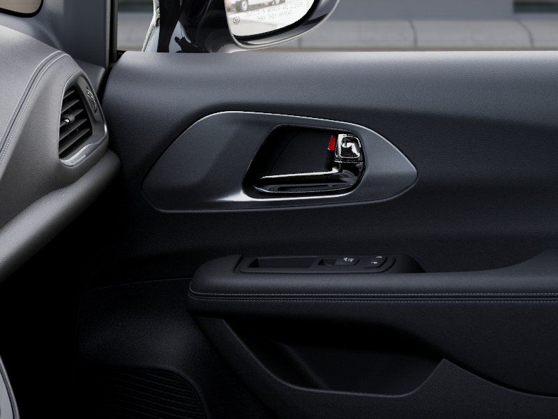 2026 Chrysler Pacifica Select - Photo 29