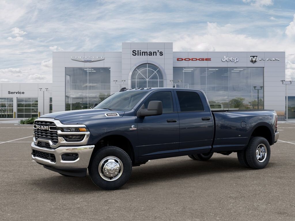 New 2026 Ram 3500 TRADESMAN CREW CAB 4X4 8' BOX Pickup