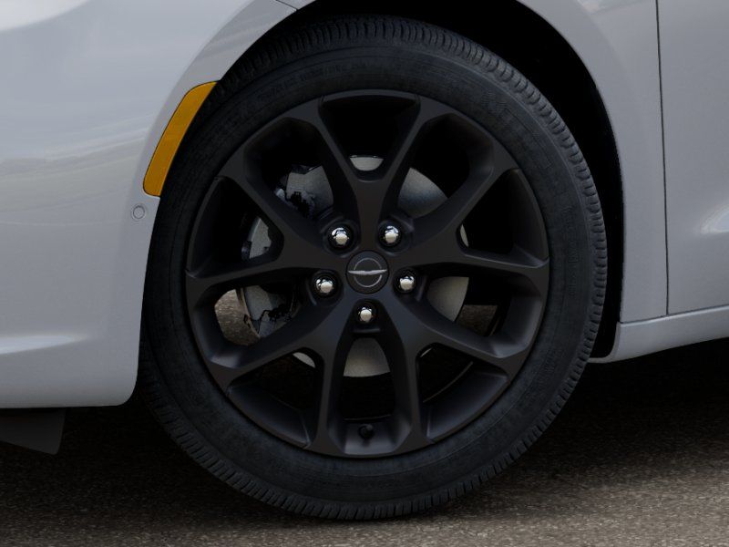 2026 Chrysler Pacifica Select - Photo 11