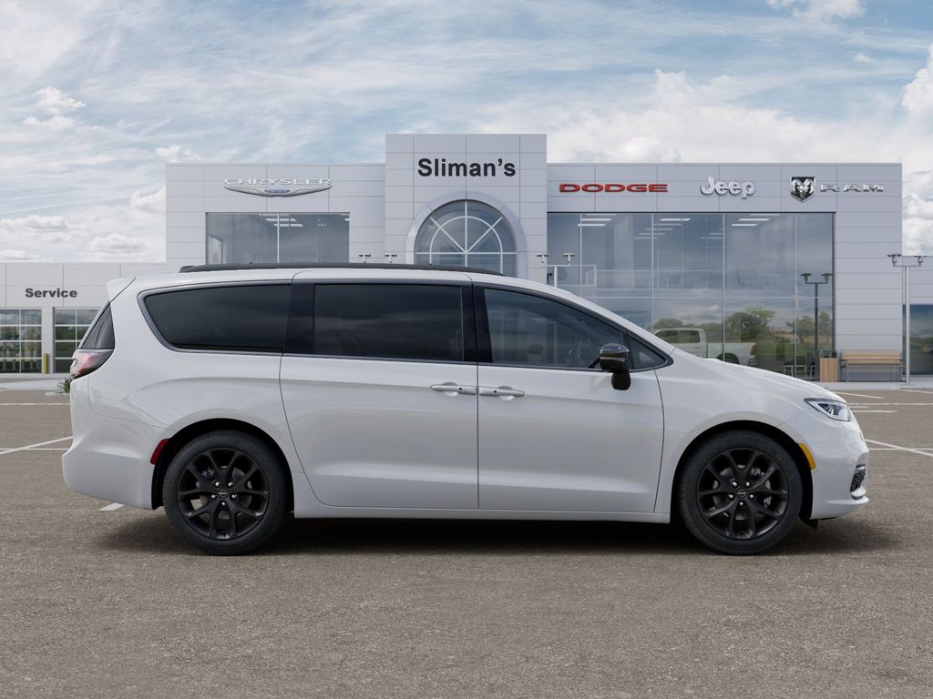 2026 Chrysler Pacifica Select - Photo 25