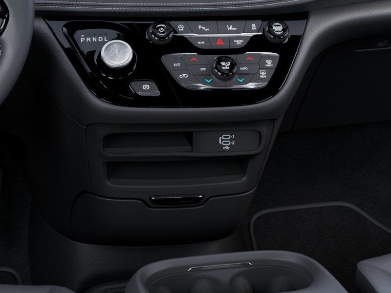 2026 Chrysler Pacifica Select - Photo 28