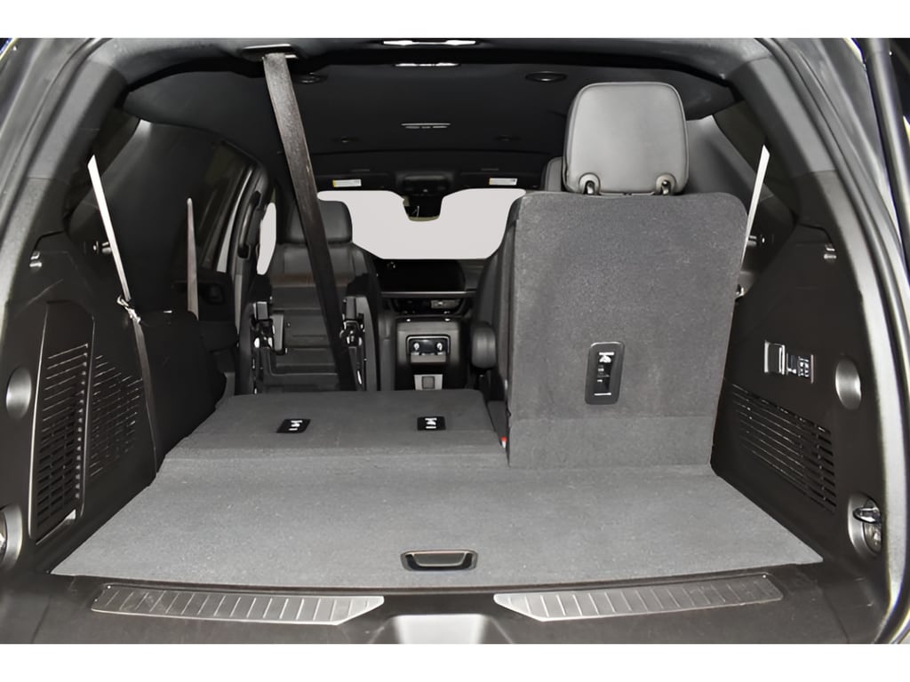 2025 Chevrolet Tahoe High Country - Photo 32