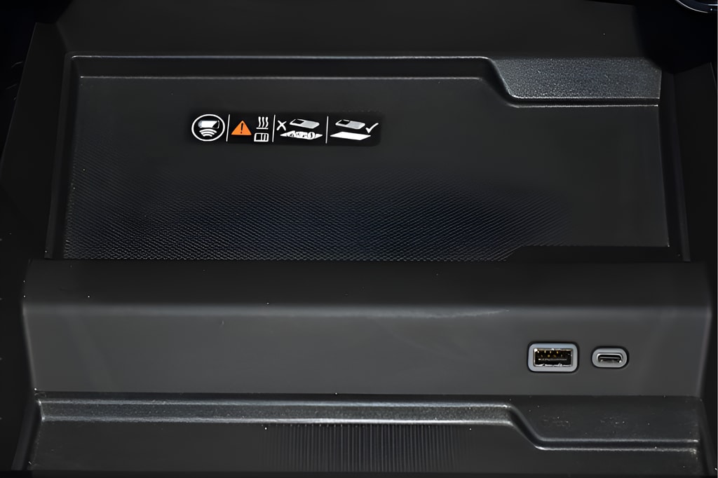 2025 Chevrolet Tahoe High Country - Photo 17