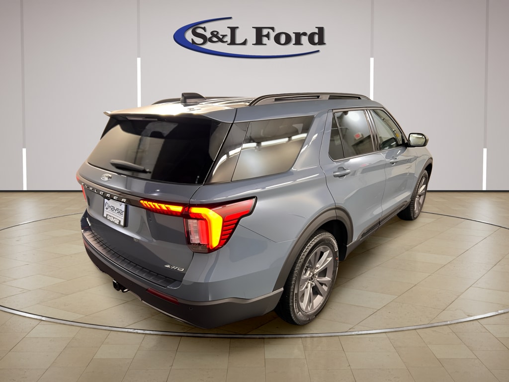 2026 Ford Explorer Active - Photo 4