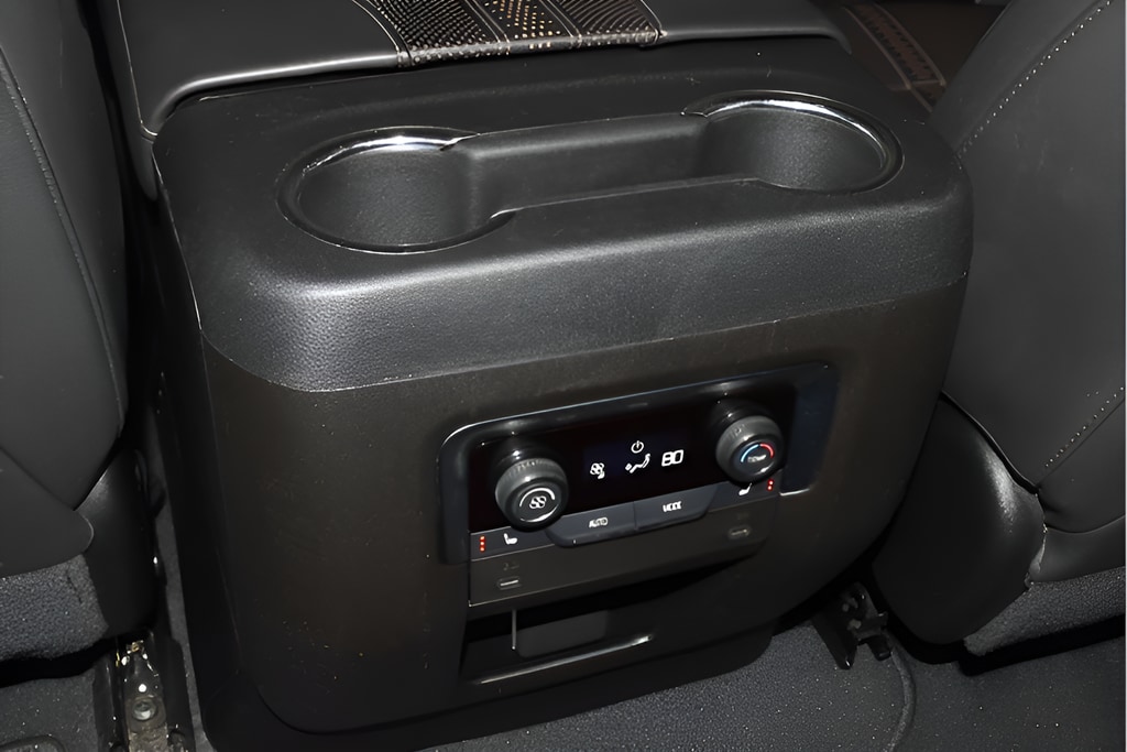 2025 Chevrolet Tahoe High Country - Photo 30
