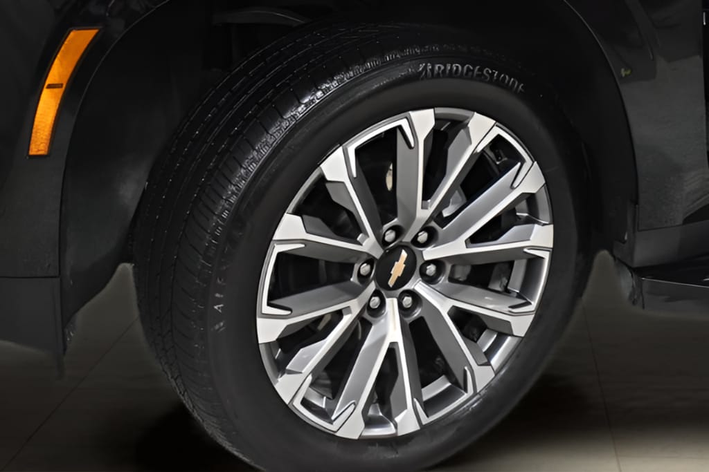 2025 Chevrolet Tahoe High Country - Photo 40