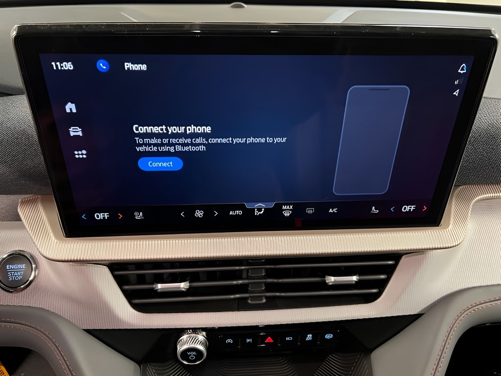 2026 Ford Explorer Active - Photo 10