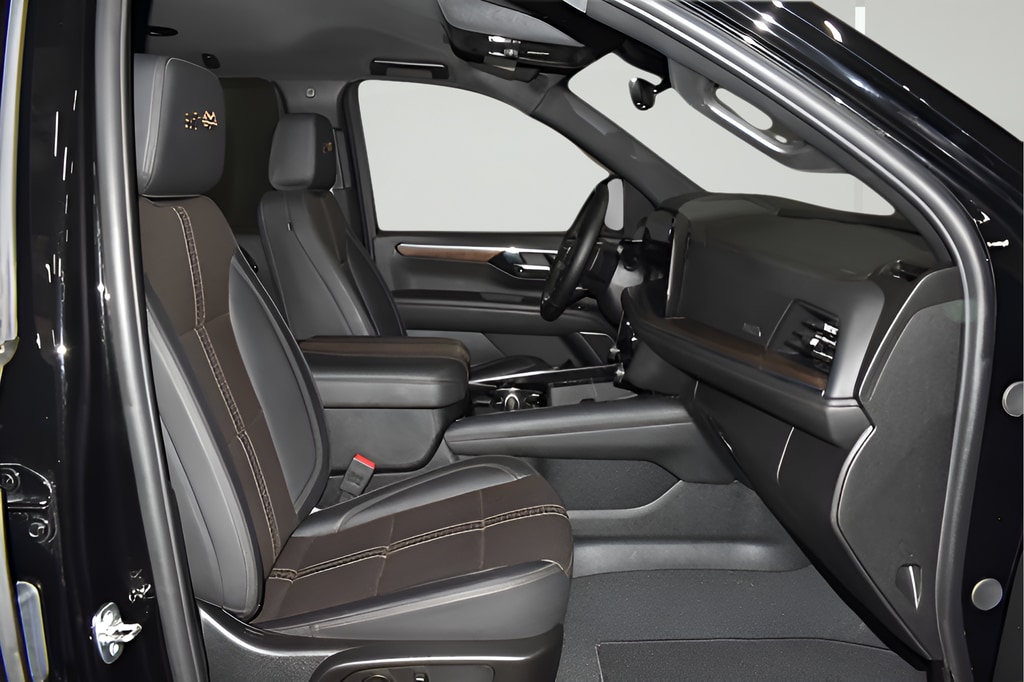 2025 Chevrolet Tahoe High Country - Photo 27
