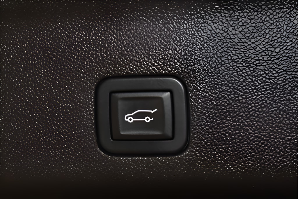 2025 Chevrolet Tahoe High Country - Photo 36