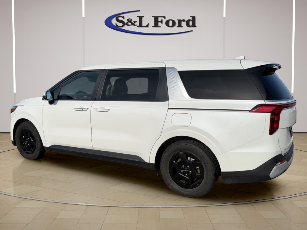Used 2026 Kia Carnival LXS Passenger Van
