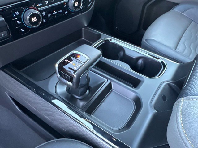 2024 Chevrolet Silverado 1500 ZR2 - Photo 39