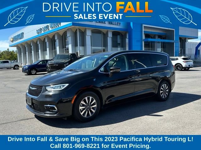 2023 Chrysler Pacifica Hybrid Touring L