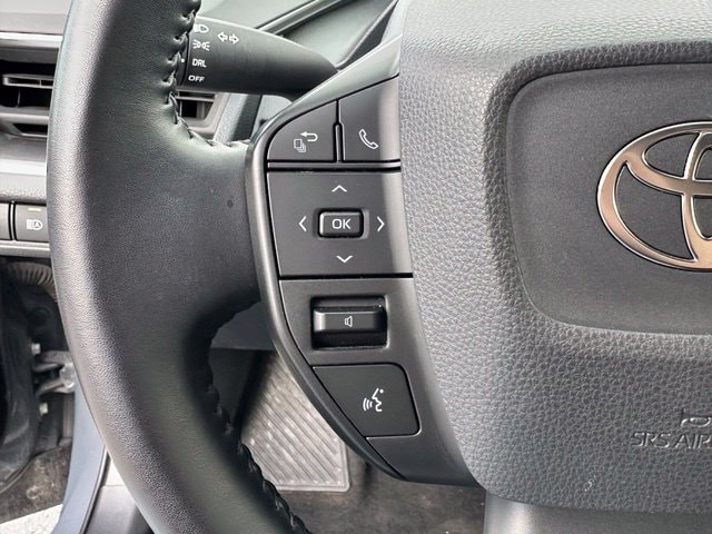 2025 Toyota Prius LE - Photo 22