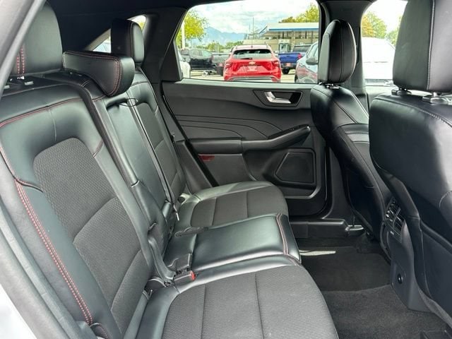 2025 Ford Escape ST-Line - Photo 31
