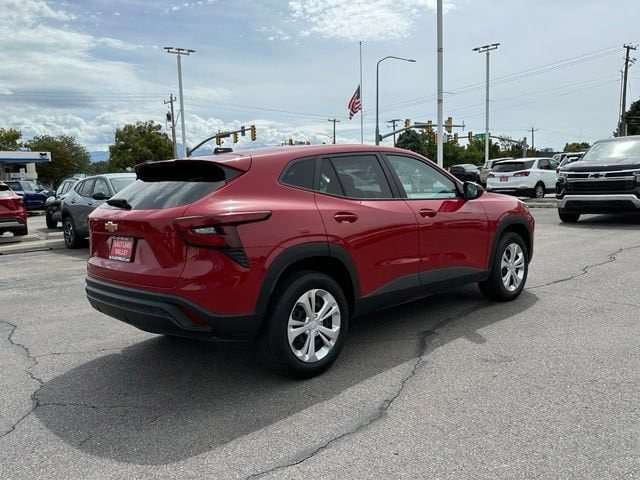 2026 Chevrolet Trax LS - Photo 9