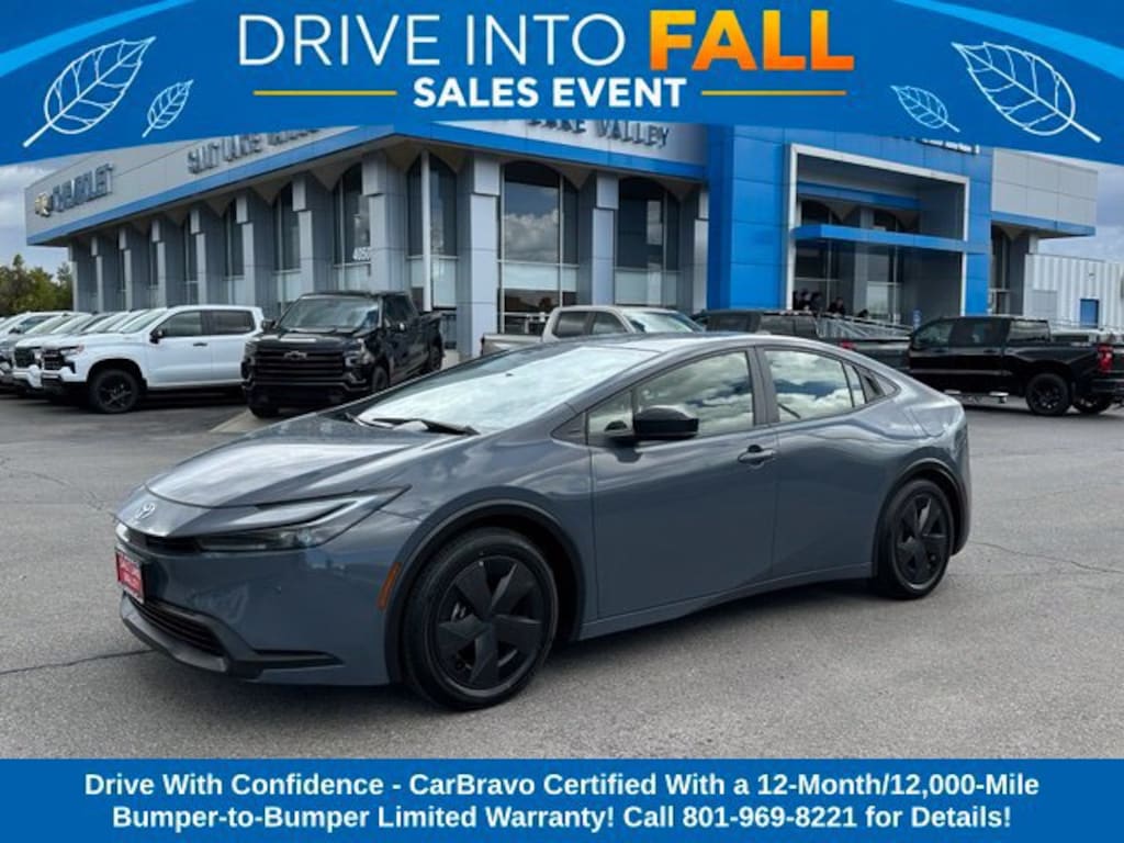 Used 2025 Toyota Prius LE