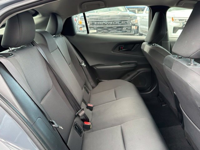 2025 Toyota Prius LE - Photo 31