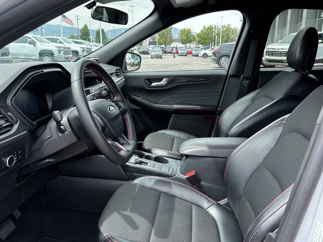 2025 Ford Escape ST-Line - Photo 18