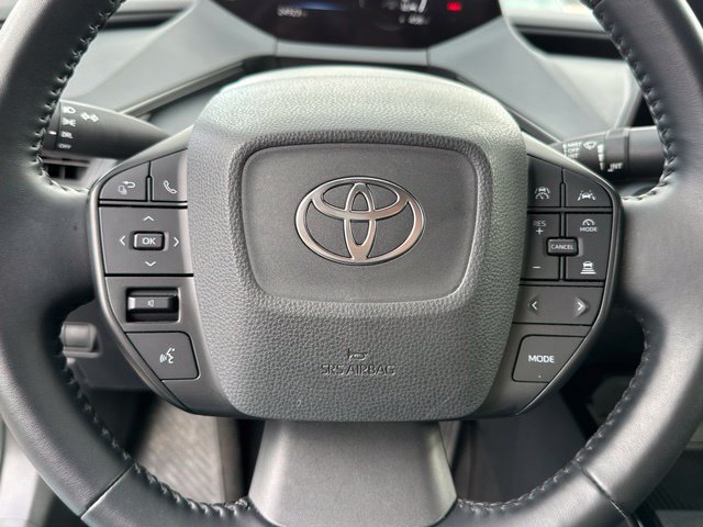 2025 Toyota Prius LE - Photo 23