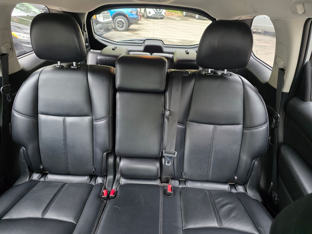 2019 Nissan Pathfinder SL - Photo 11