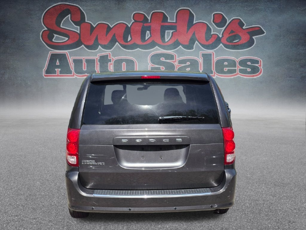 Used 2016 Dodge Grand Caravan SE Van