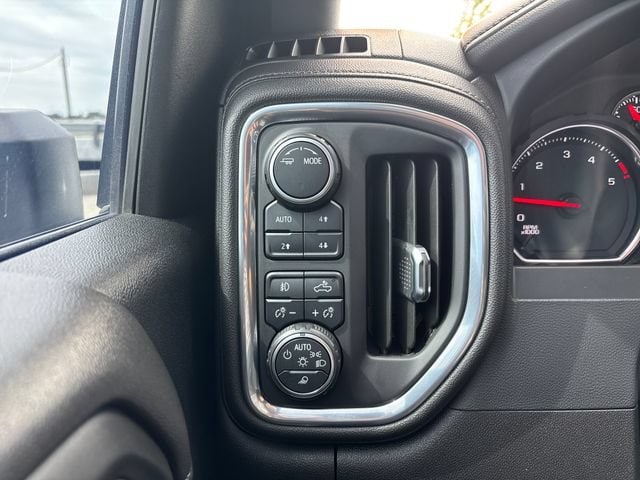 2022 Chevrolet Silverado 3500HD LTZ - Photo 17