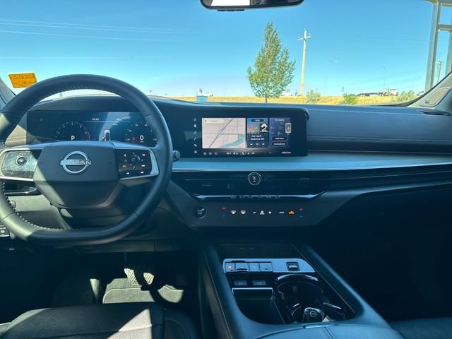 2025 Nissan Murano Platinum - Photo 12