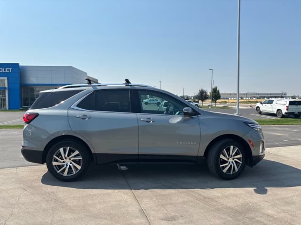 Used 2023 Chevrolet Equinox Premier SUV