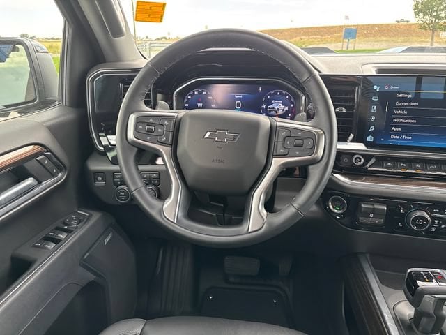 2025 Chevrolet Silverado 1500 LT Trail Boss - Photo 13