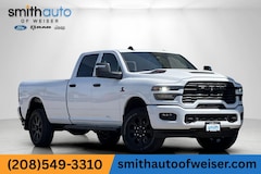 2026 Ram 2500 BLACK EXPRESS CREW CAB 4X4 8' BOX Pickup