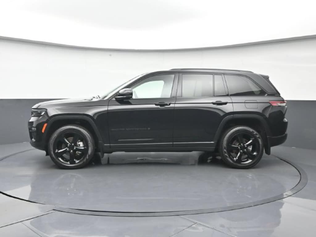 Certified 2025 Jeep Grand Cherokee Limited SUV